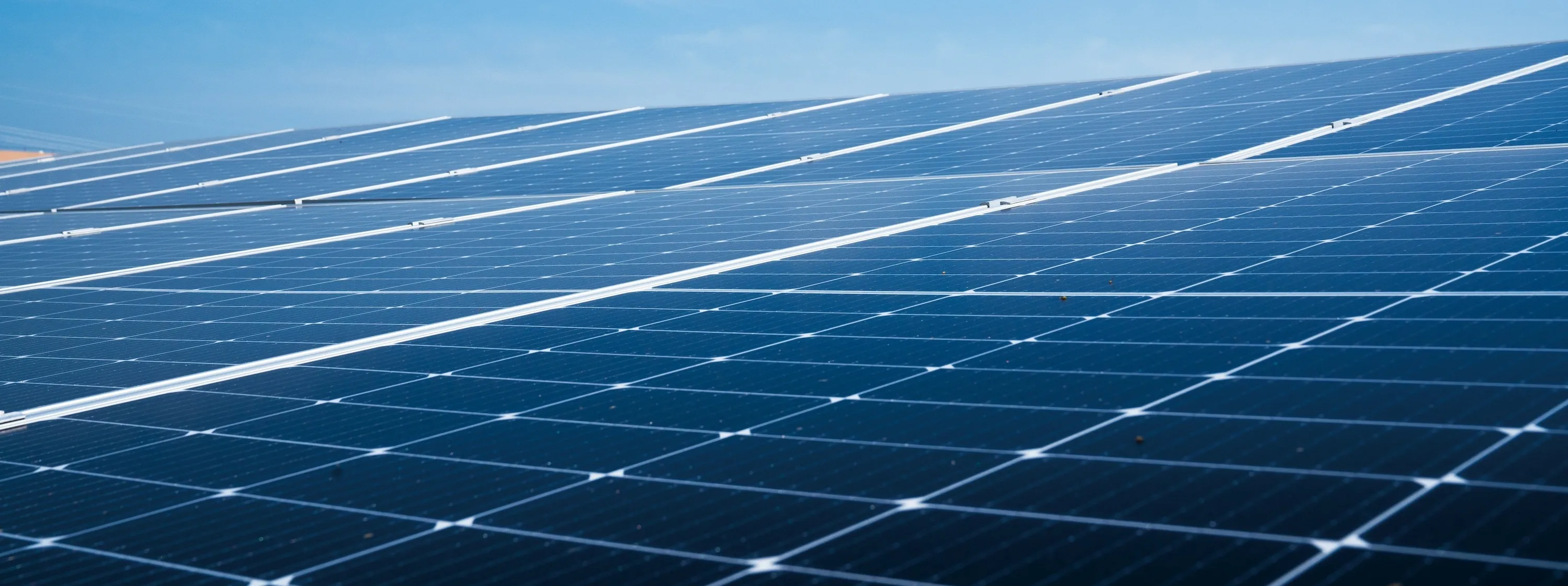 Hală frigorifică din Dolj cu sistem fotovoltaic pe acoperiș